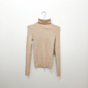 NWT BEIGE ACTIVE USA TURTLE LONGE SLEEVE